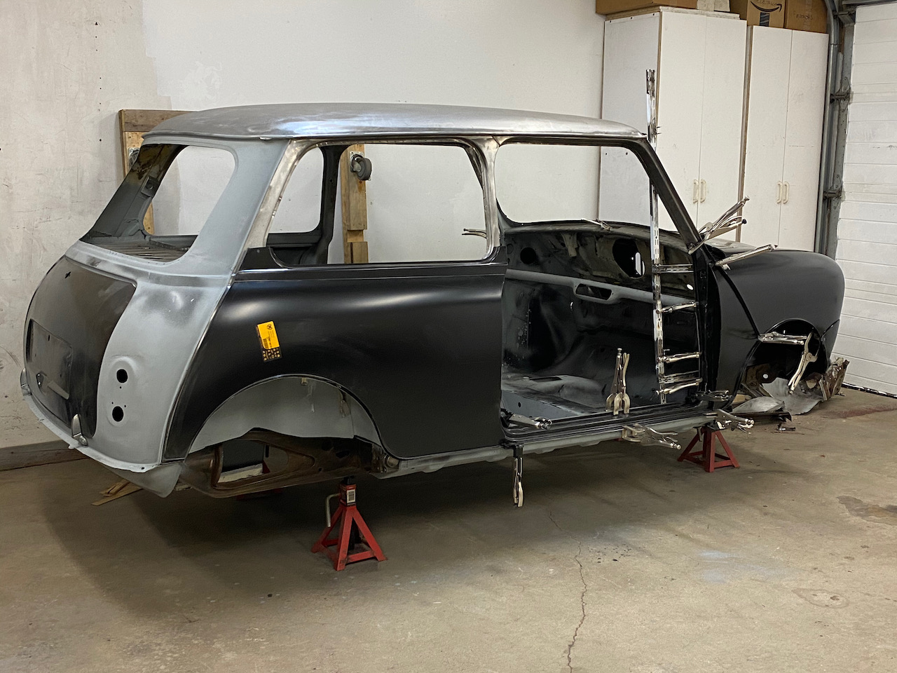 images/84_right_side_and_front_end_mocked_rear_34.jpeg